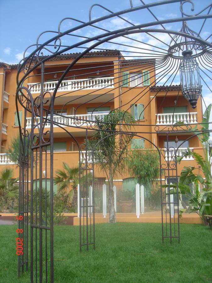 كارو Appart Hotel Lou Castelet المظهر الخارجي الصورة